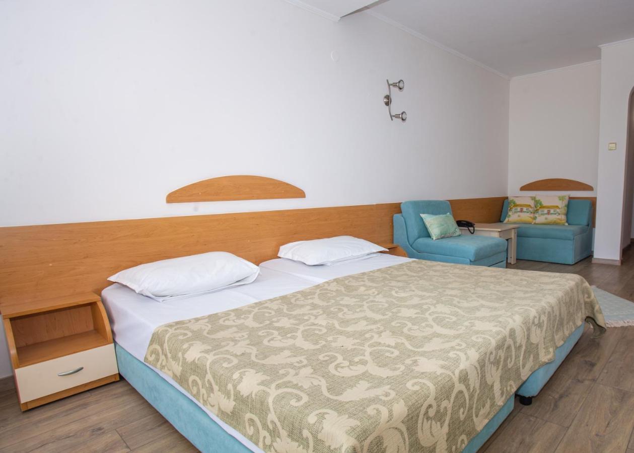 Amfibia Beach Complex Słoneczny Brzeg Zewnętrze zdjęcie