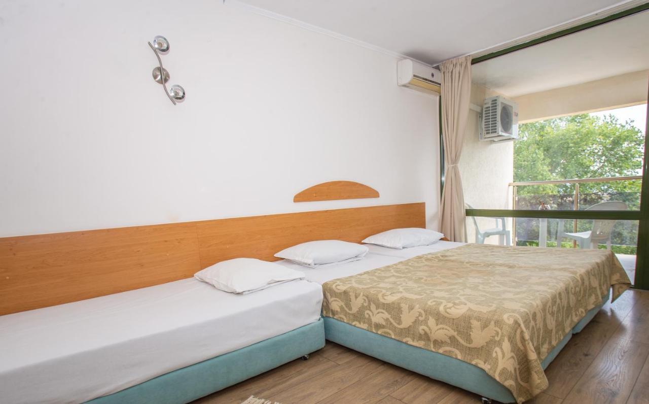 Amfibia Beach Complex Słoneczny Brzeg Zewnętrze zdjęcie